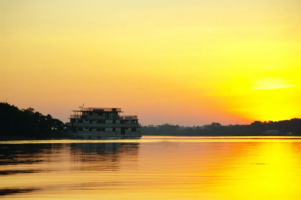 Whats it Like to Cruise the Amazon River